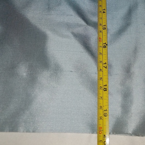 Gorgeous beaded and embroidered Silk Suit - Picture 7 of 8